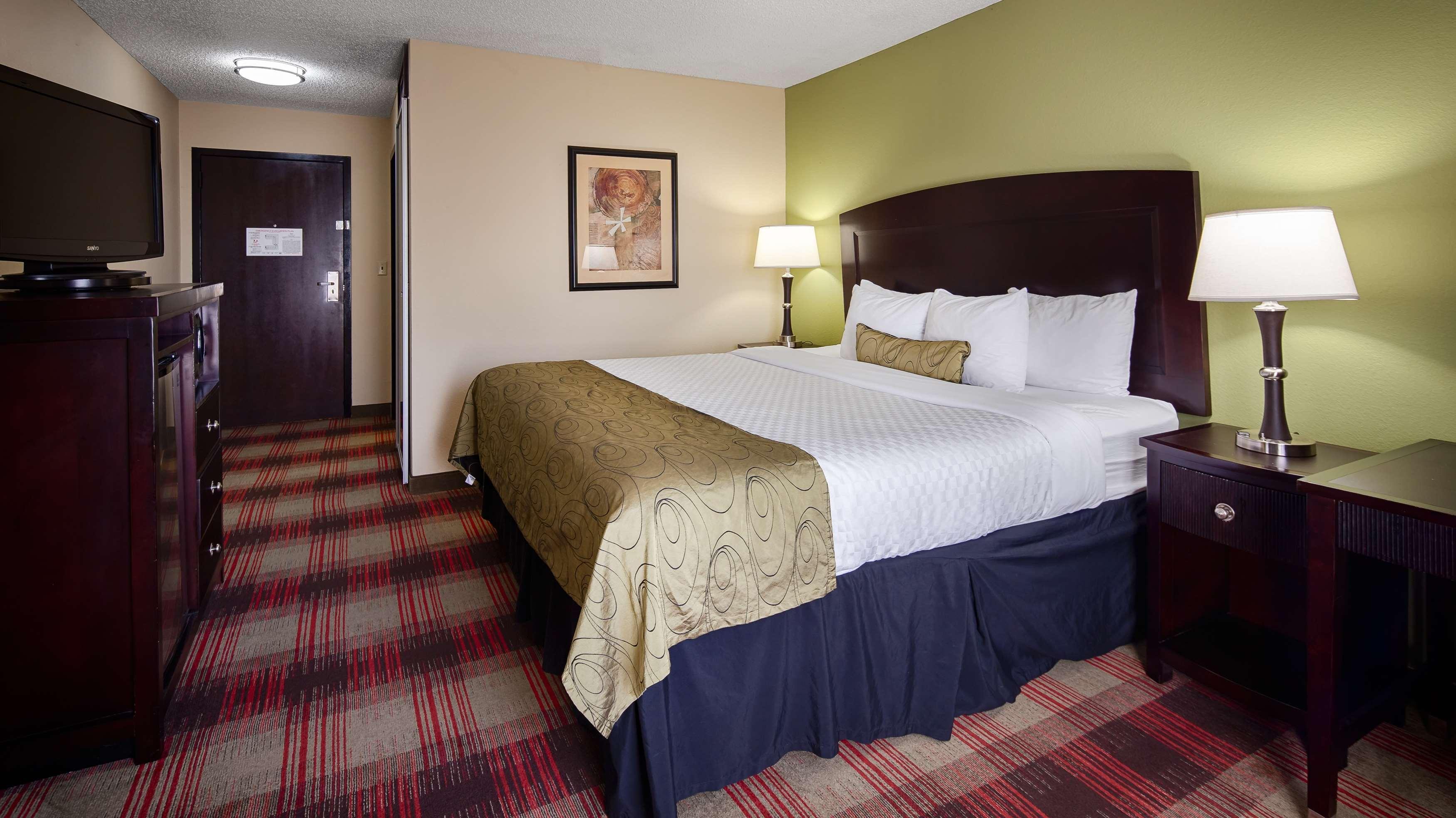 Best Western Plus Addison/Dallas Hotel Luaran gambar